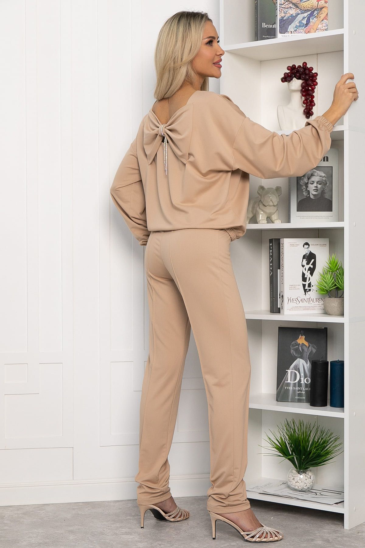 Костюм Она (бежевый) К13720-15М