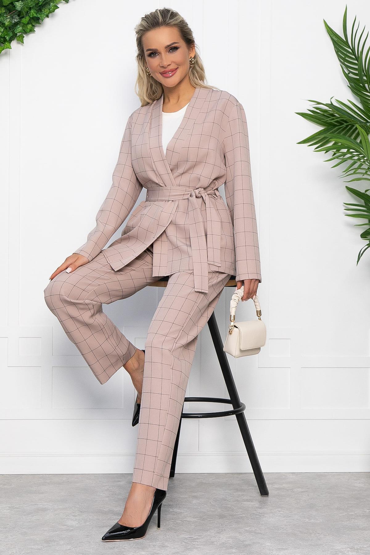 Костюм Поцелуй удачи (бежевый) К13542-1М