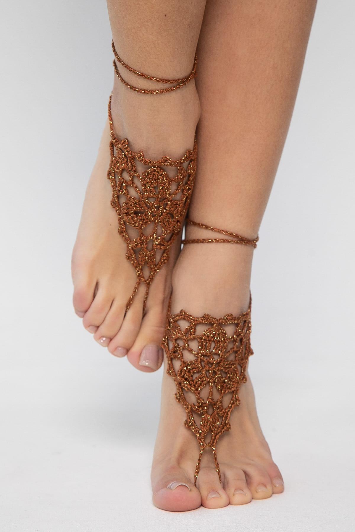 Барефуты Вязанные украшения на ноги (терракот) БФ03
