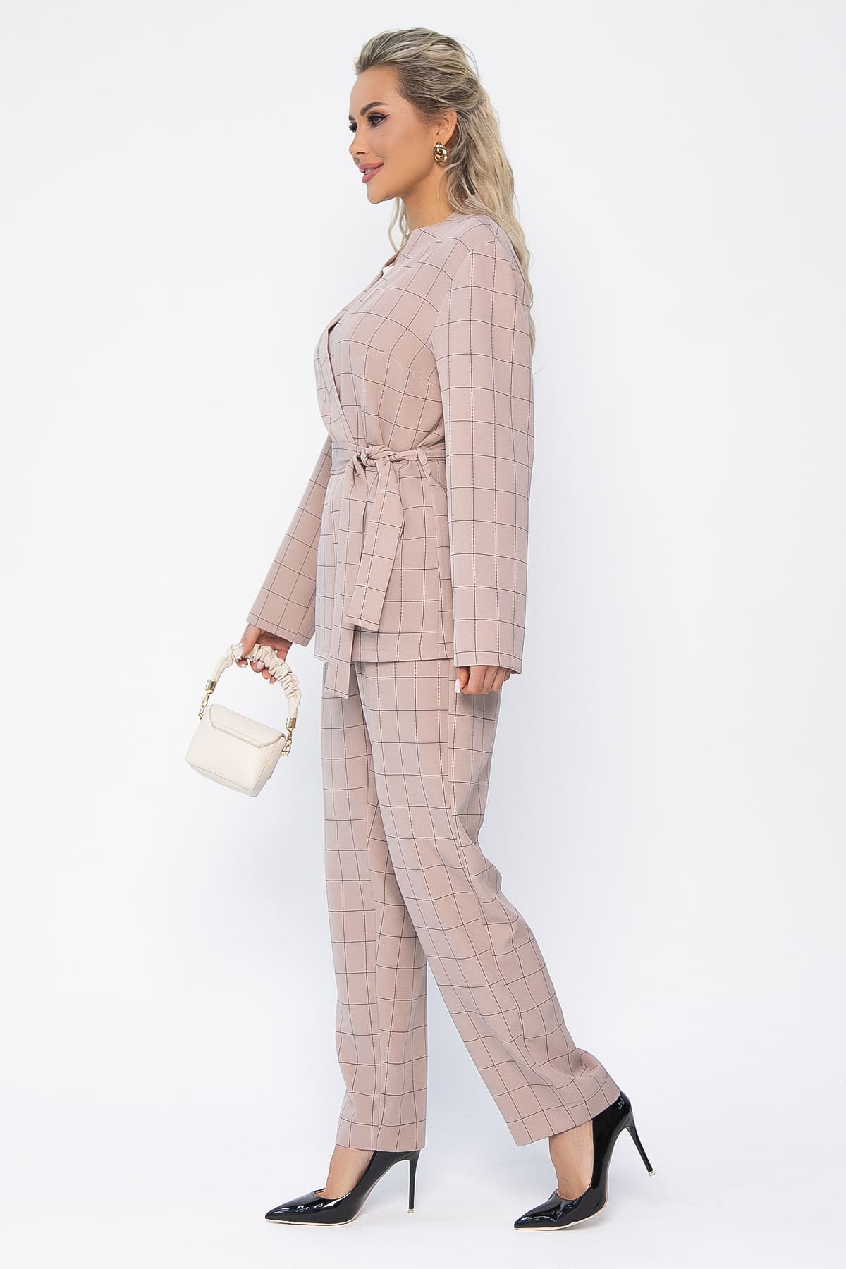 Костюм Поцелуй удачи (бежевый) К13542-1М