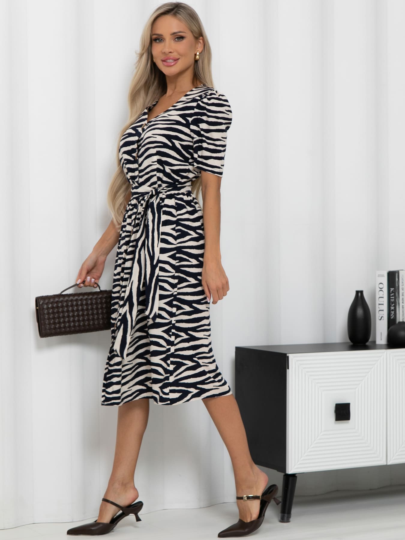 Платье с пуговицами Антонелла (синее/зебра) П15621-45М