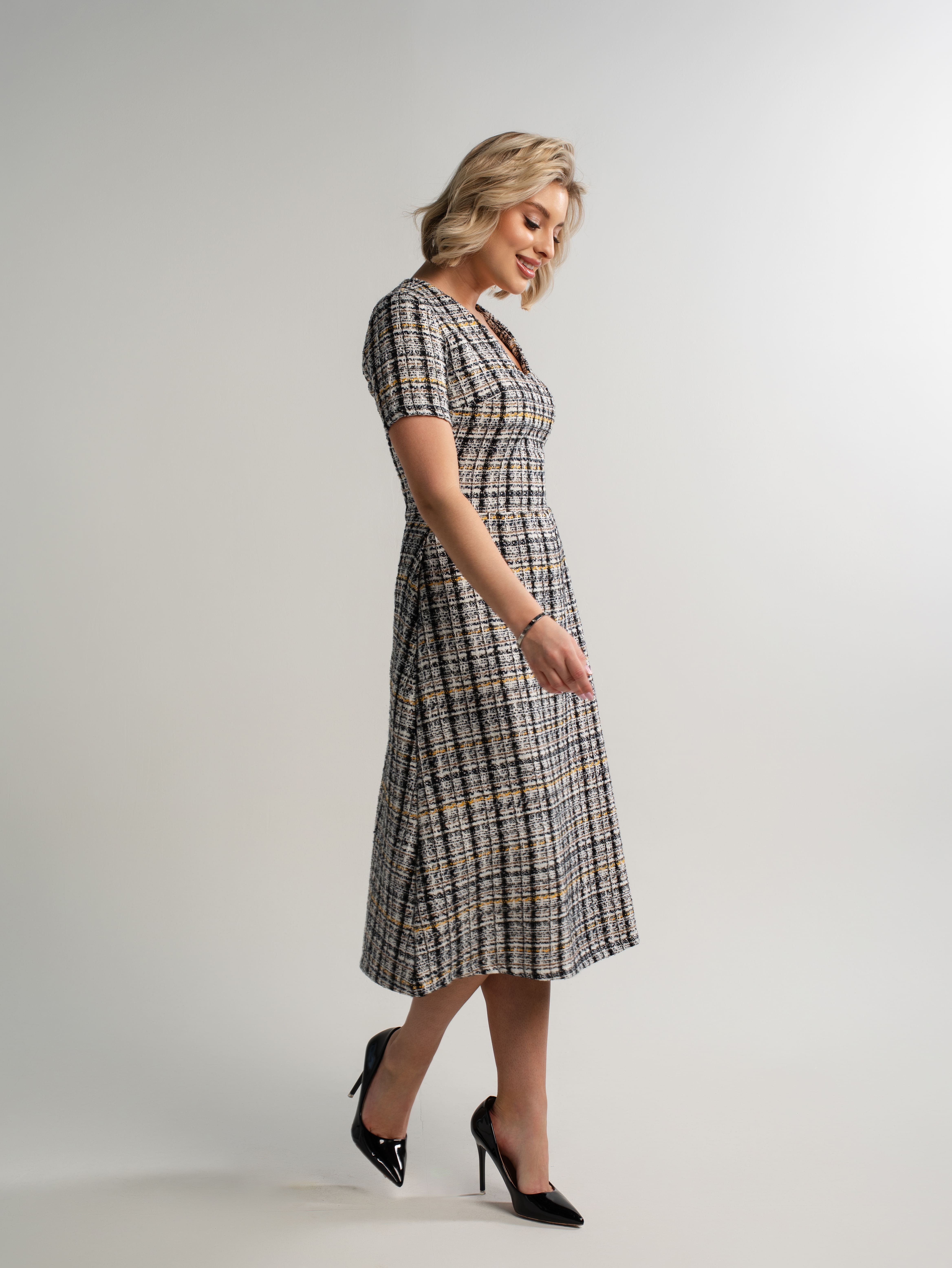 Платье твидовое Парижанка (серое) П15093-10М