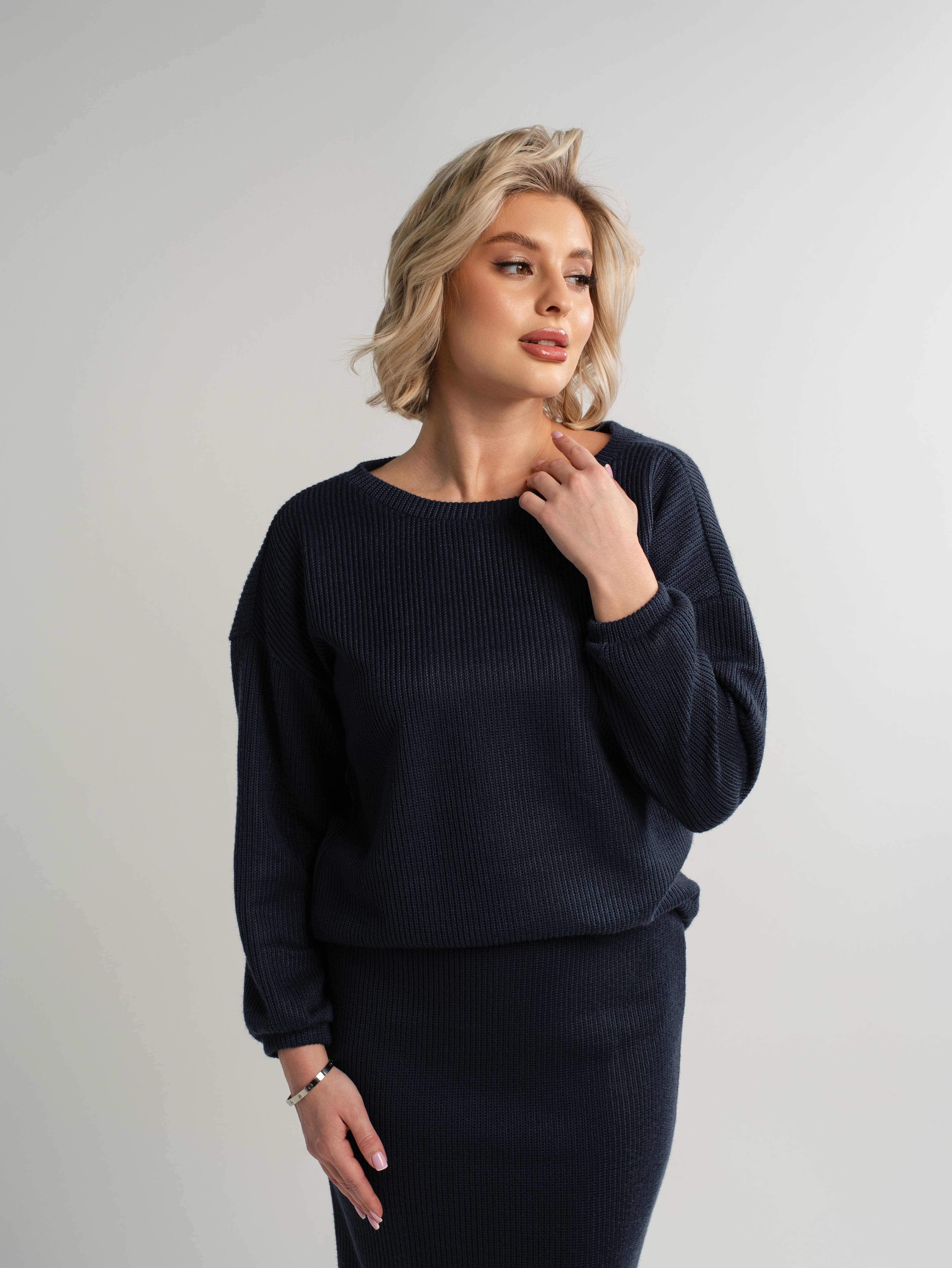 Костюм с юбкой Совершенство форм (синий) К15118-10М