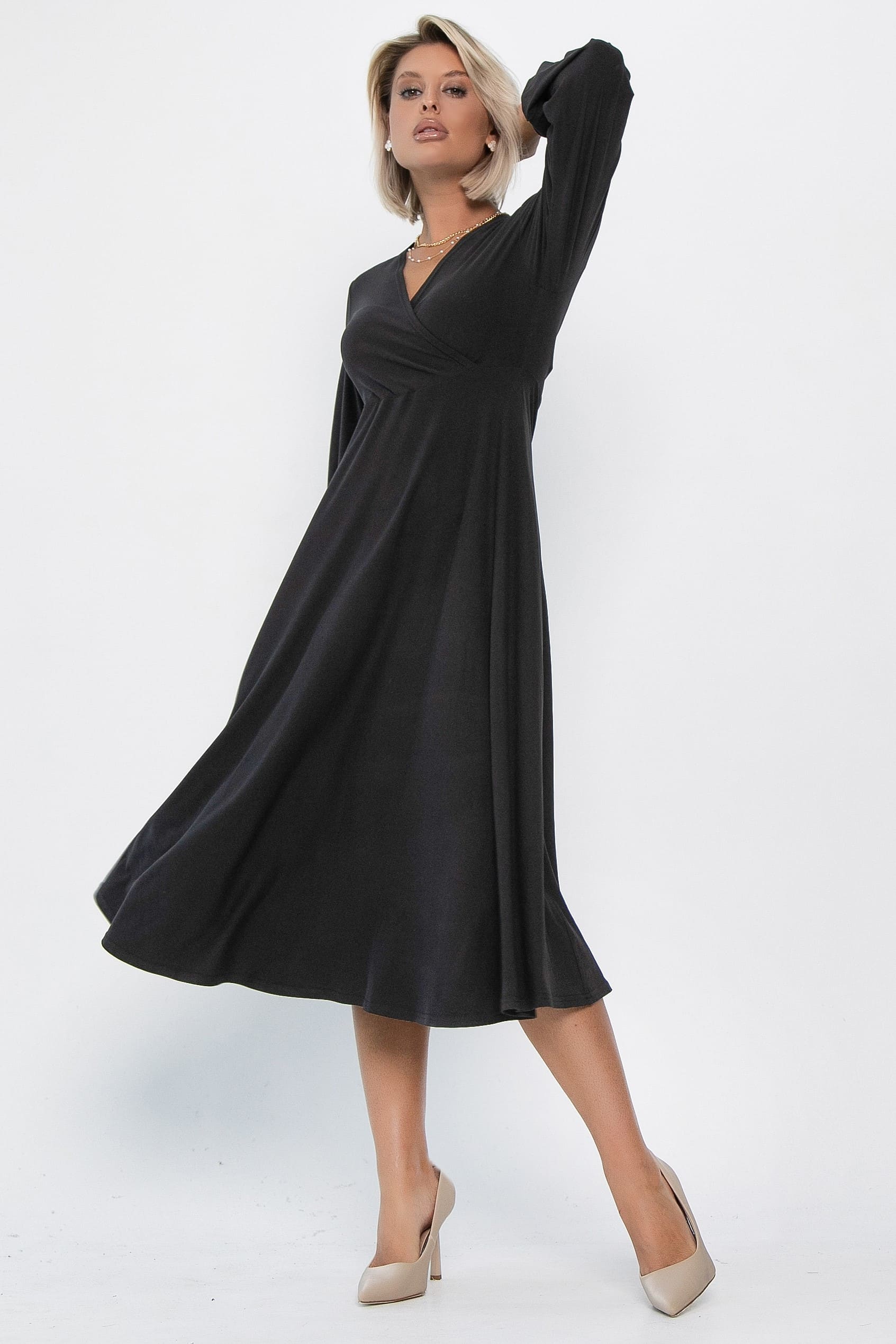 Платье трикотажное Эхо лета (черное) П14366-1М