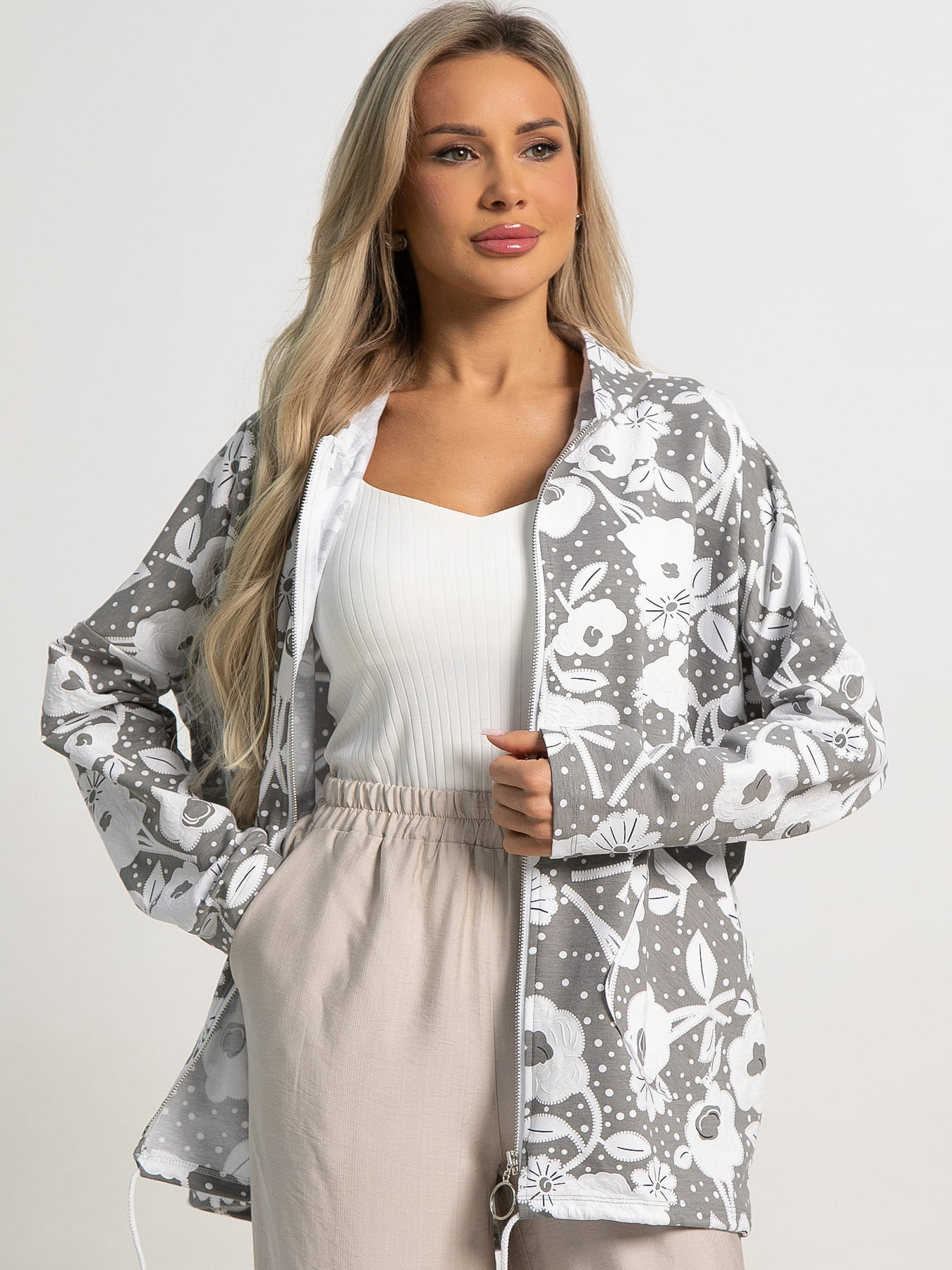 Жакет летний Фловерс (серо-белый) Б15579-18М