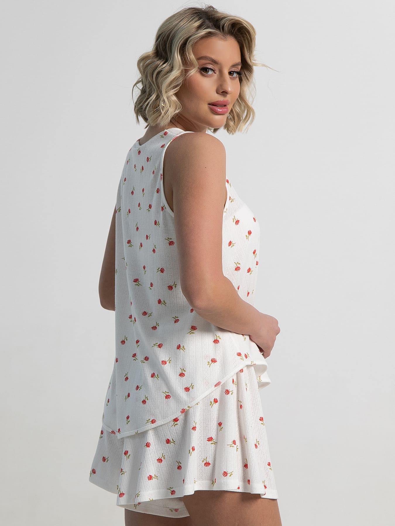 Костюм домашний с шортами Мила (белый) К15212-1М