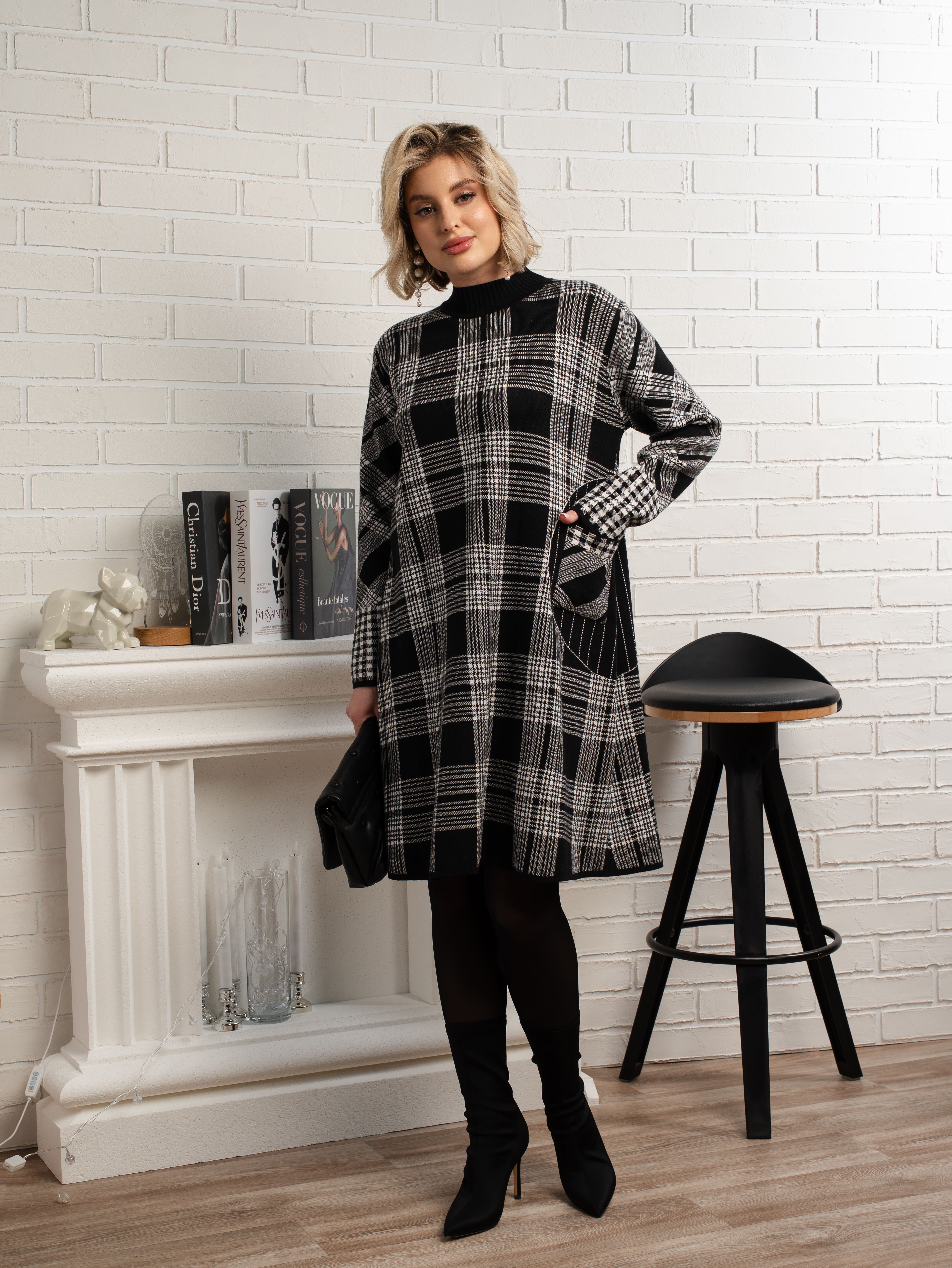 Платье Добринка (черно-белое) П15106-18М