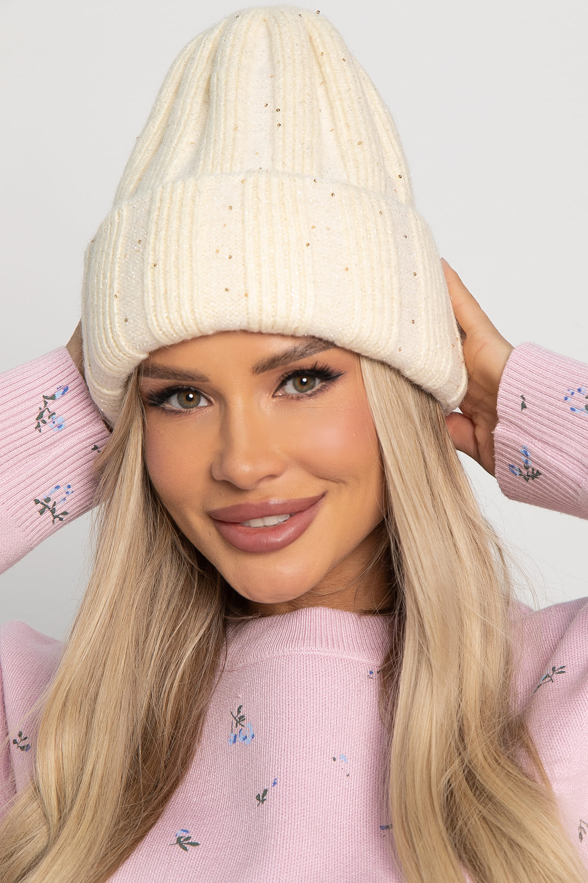 Шапка двухслойная Зимние деньки (айвори) Ш23-4М