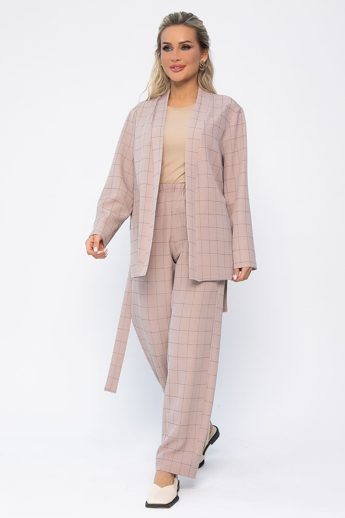 Костюм Поцелуй удачи (бежевый) К13542-1М