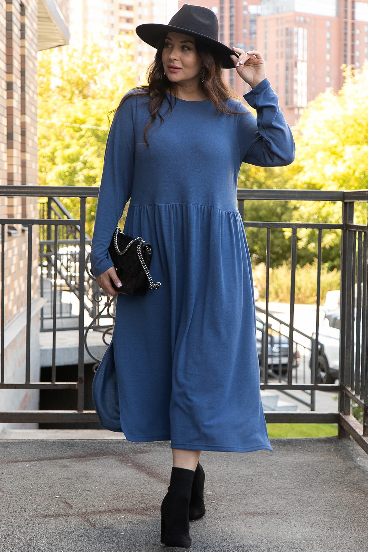 Платье трикотажное Твоя осень (синее) П14443-25М