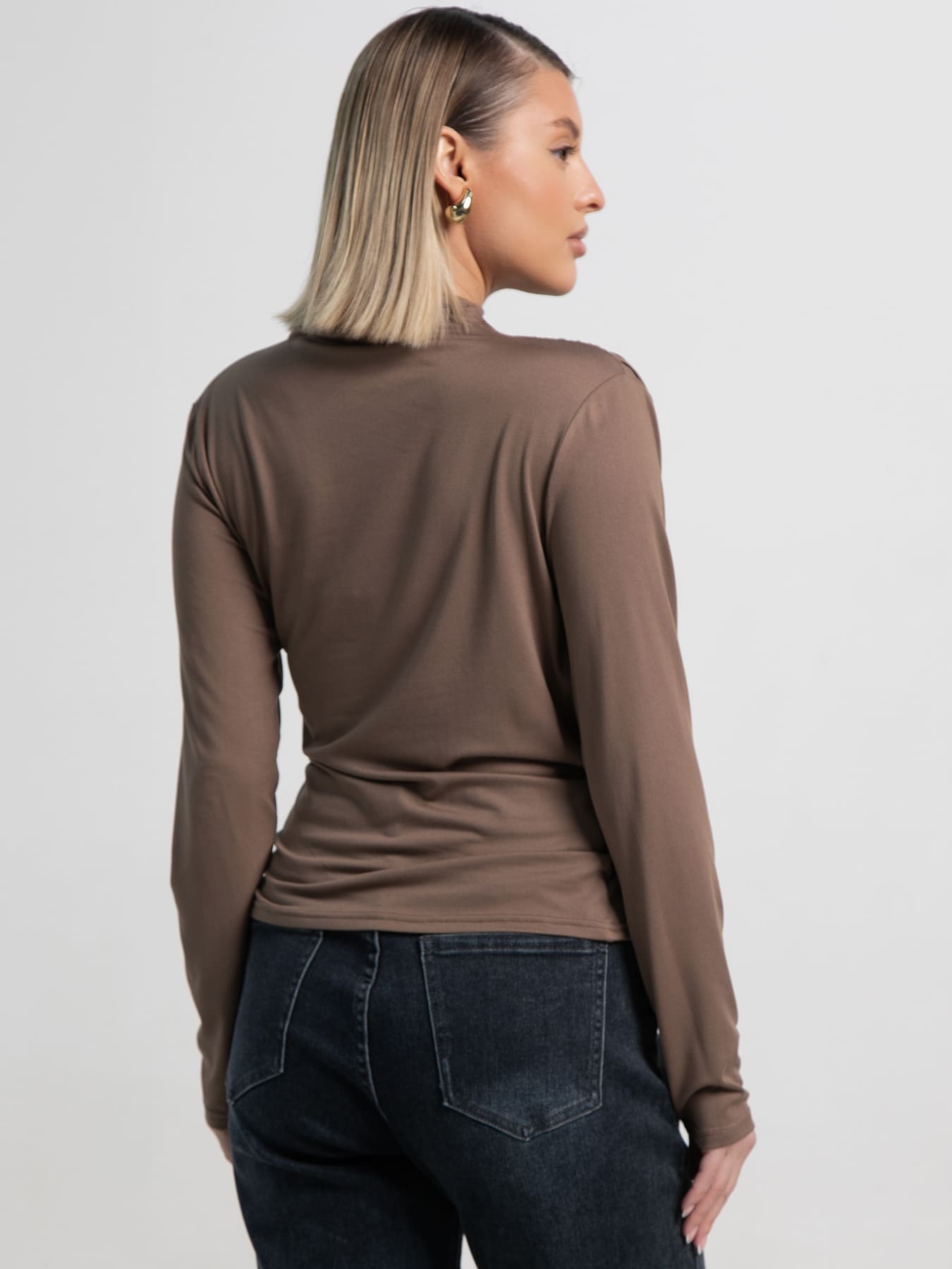 Лонгслив Тайна сердца (коричневый) Б15510-7М