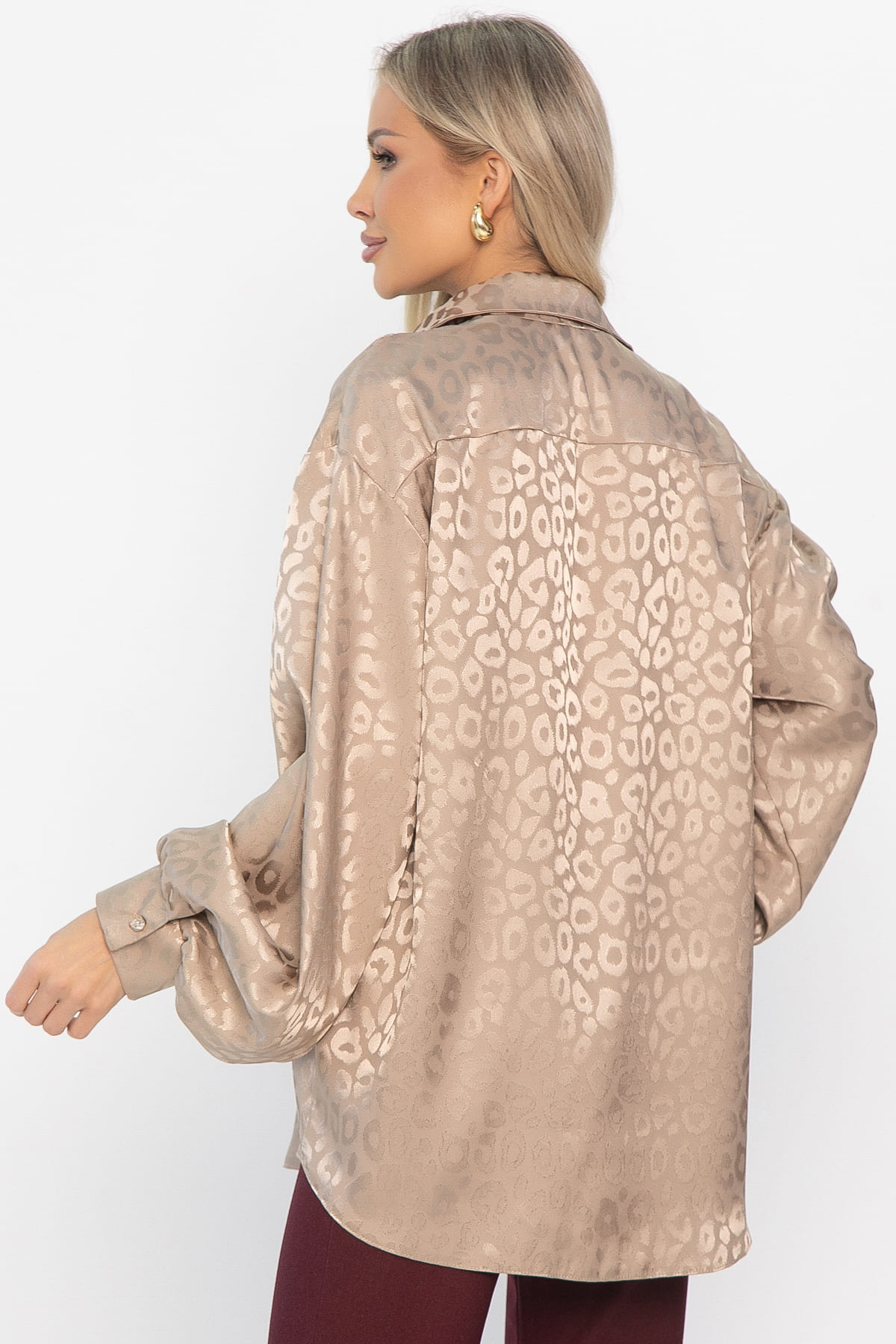 Рубашка атласная Все мысли о тебе (бежевая) Б15352-7М