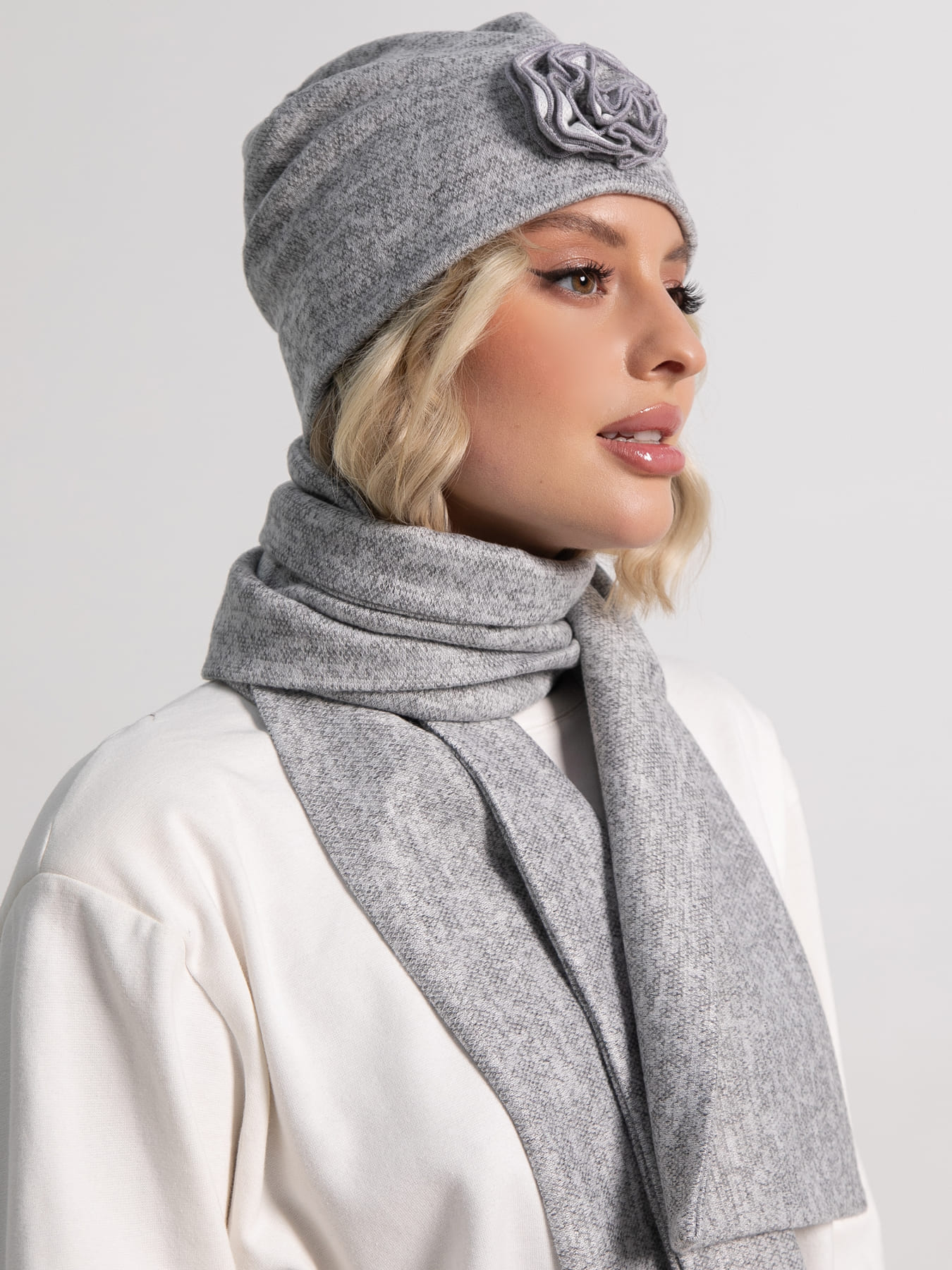 Комплект шапка и шарф (серый) КШШ01-50М