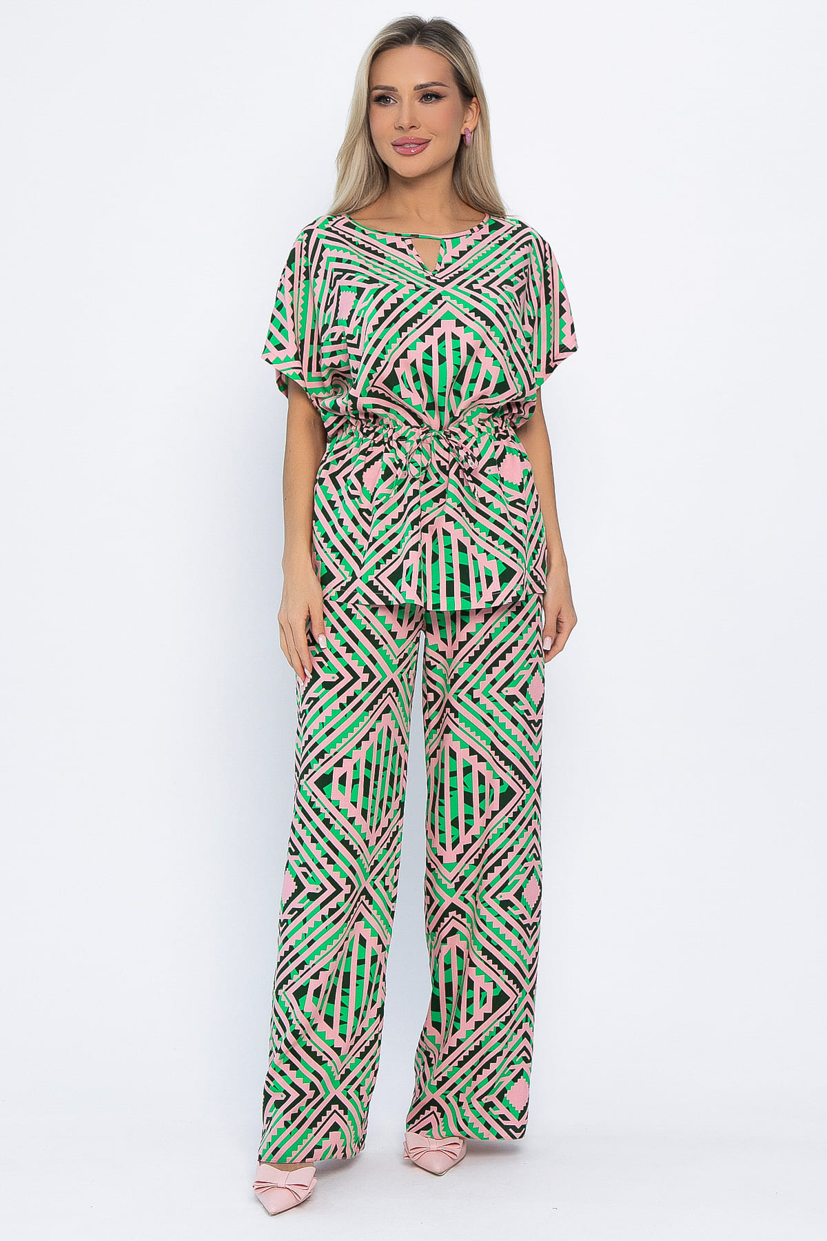 Костюм Аксиома успеха (зелено-розовый) К15337-5М