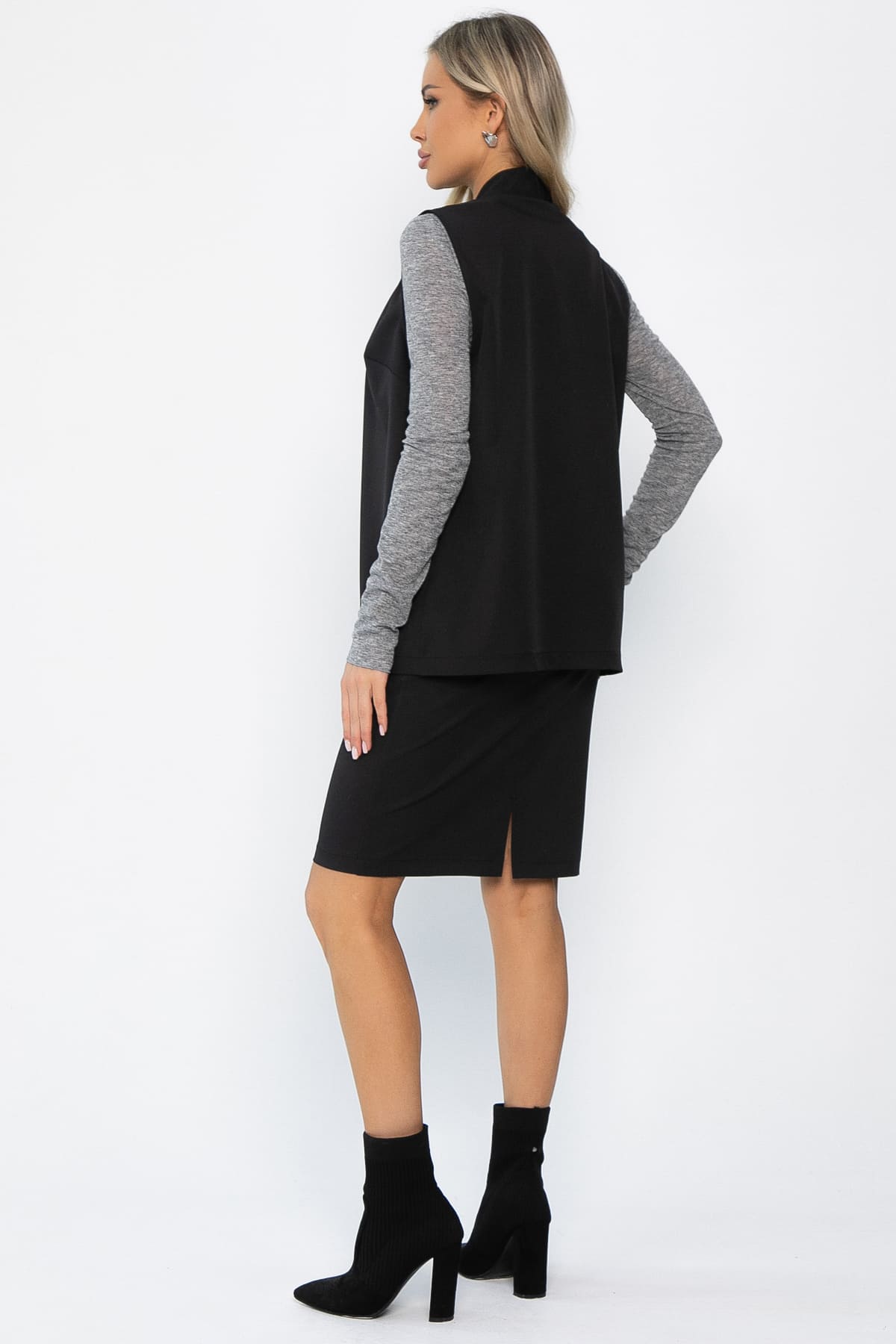 Костюм с юбкой Окси (черный) К14364-8М