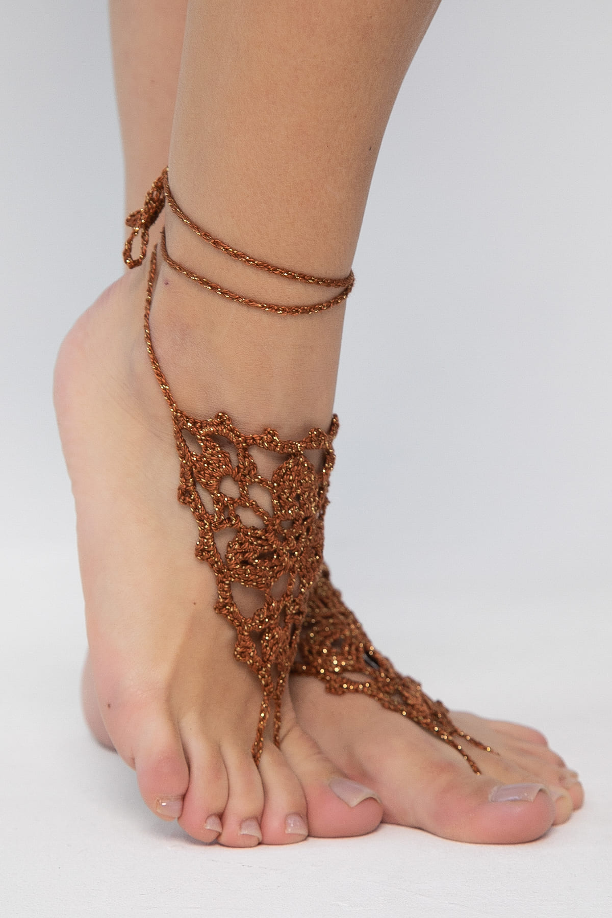 Барефуты Вязанные украшения на ноги (терракот) БФ03