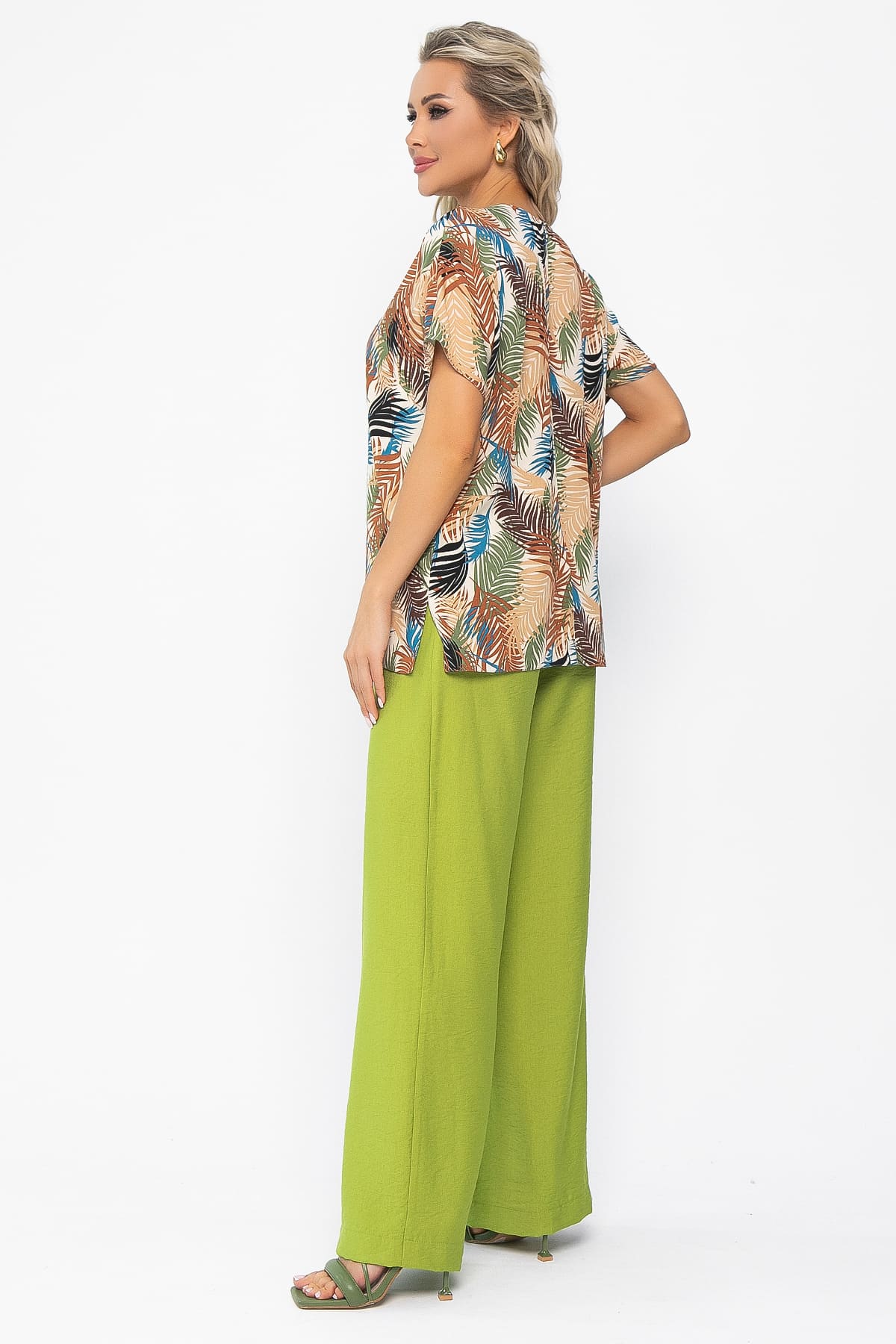 Костюм Летние радости (зеленый) К13592-30М