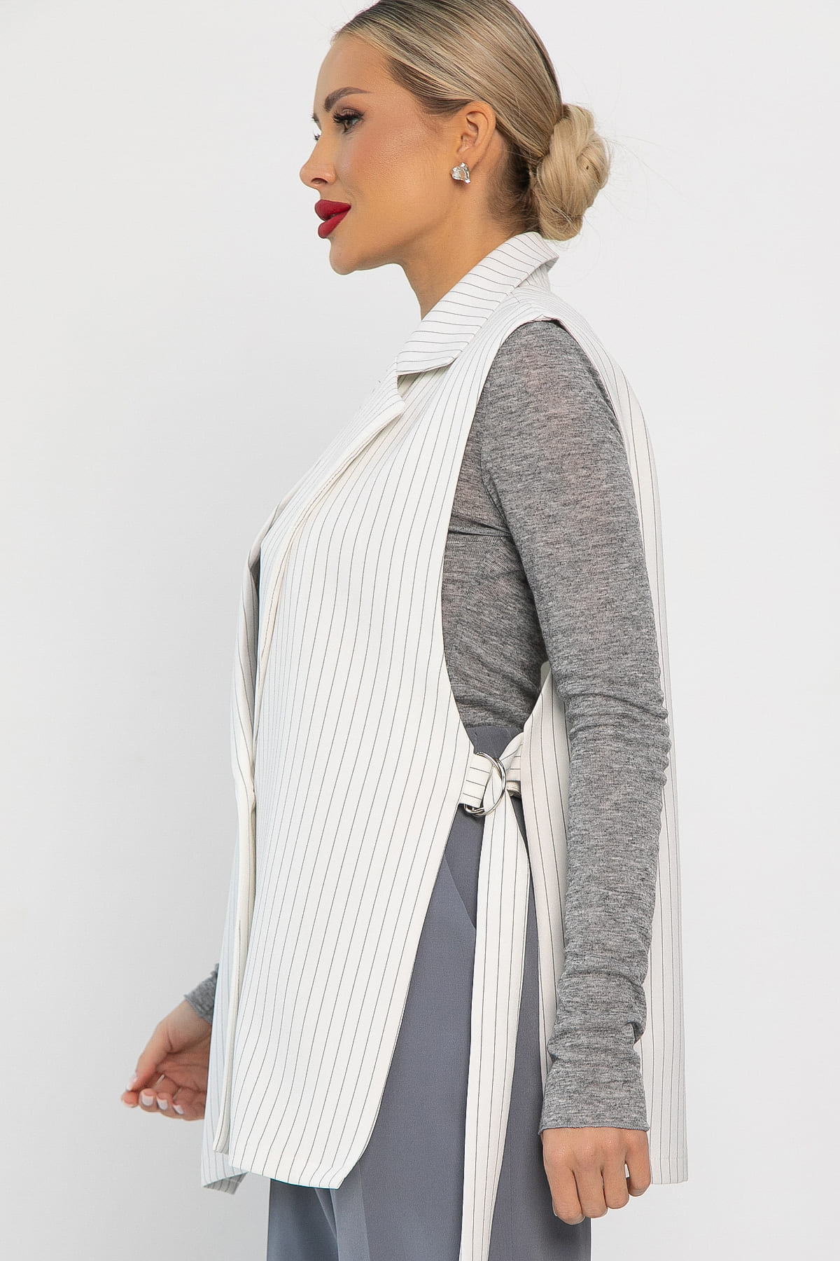 Жилет Рабочий день (белый) Б14212-4М