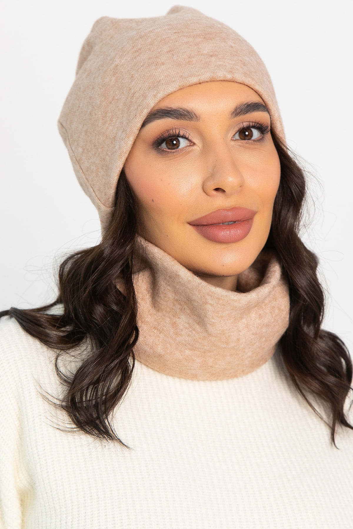 Комплект шапка шестиклинка и снуд (бежевый) ШШС3-23М