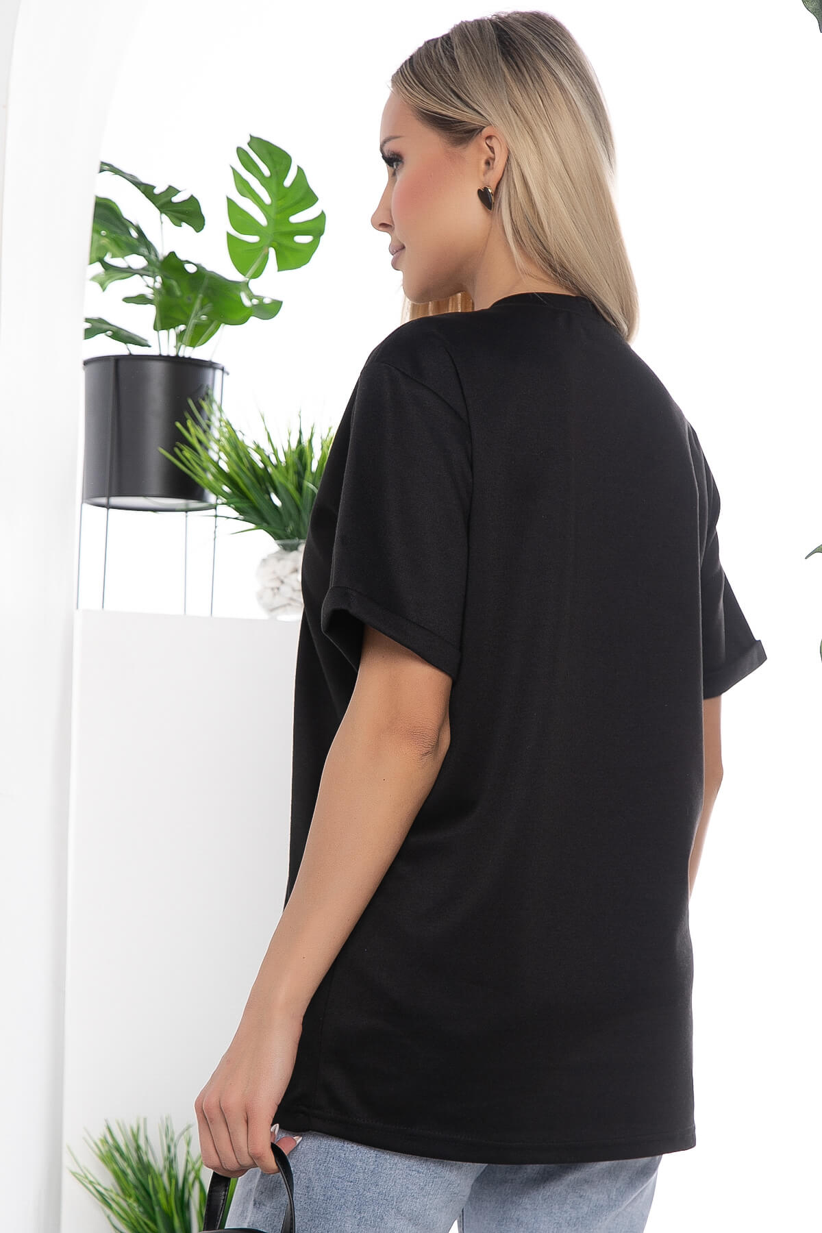 Футболка с вышивкой черная Б10059