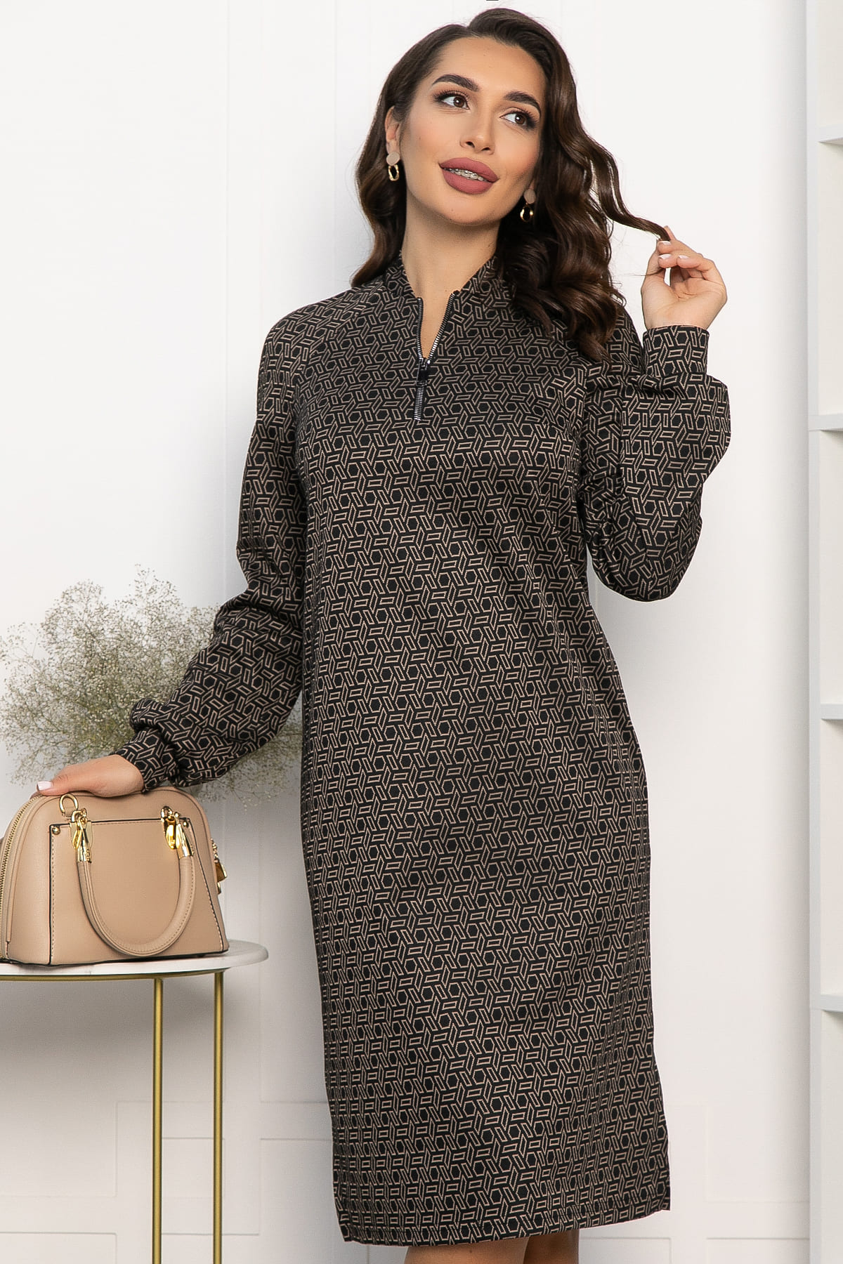 Платье Изящный образ (коричневое) П13749-19М