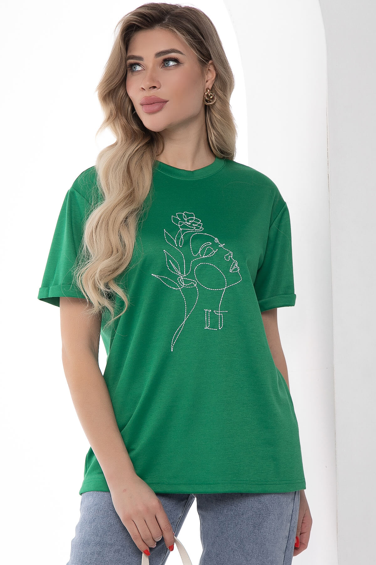Футболка с вышивкой зеленая Б10058