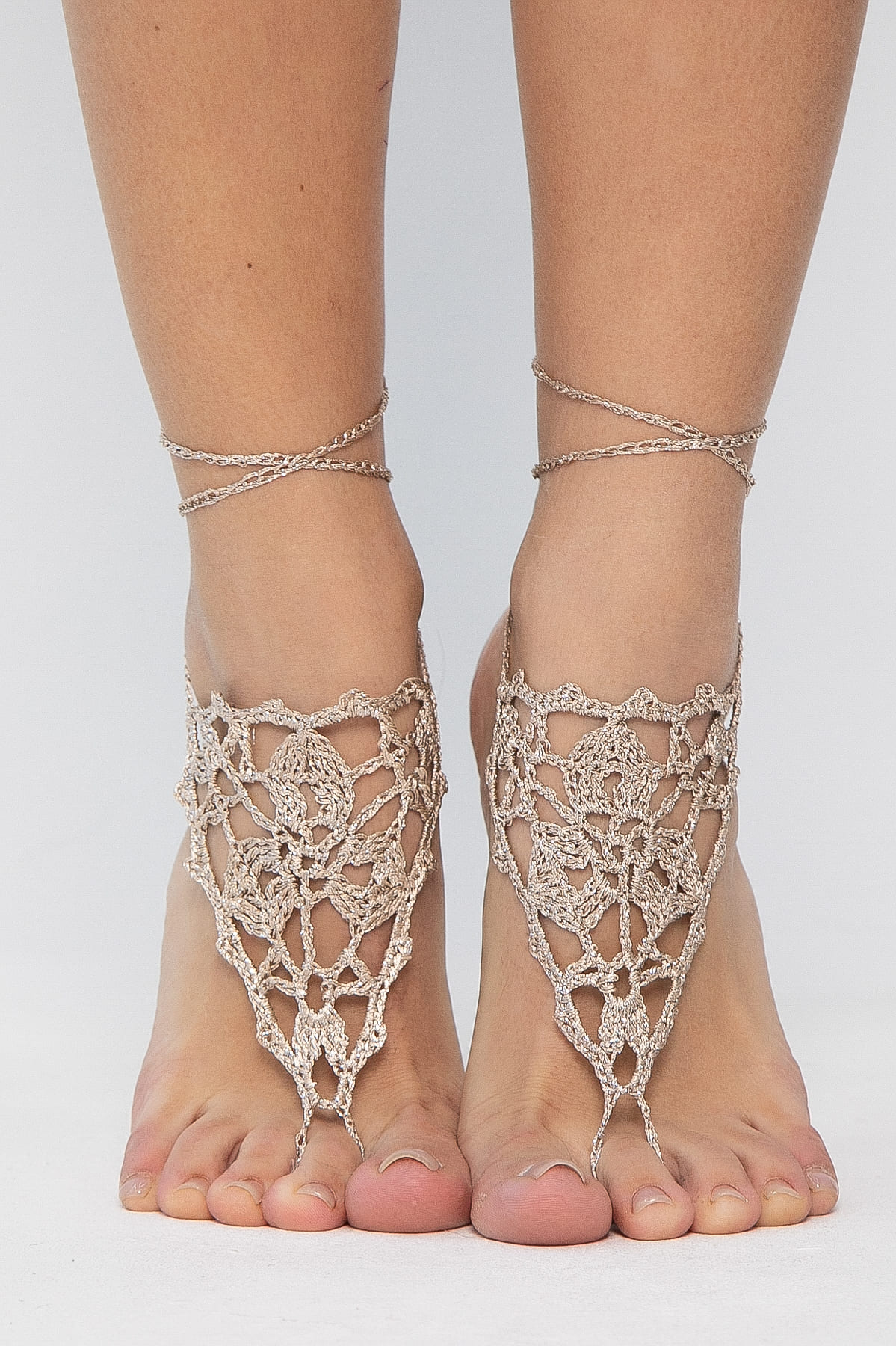 Барефуты Вязанные украшения на ноги (капучино) БФ04