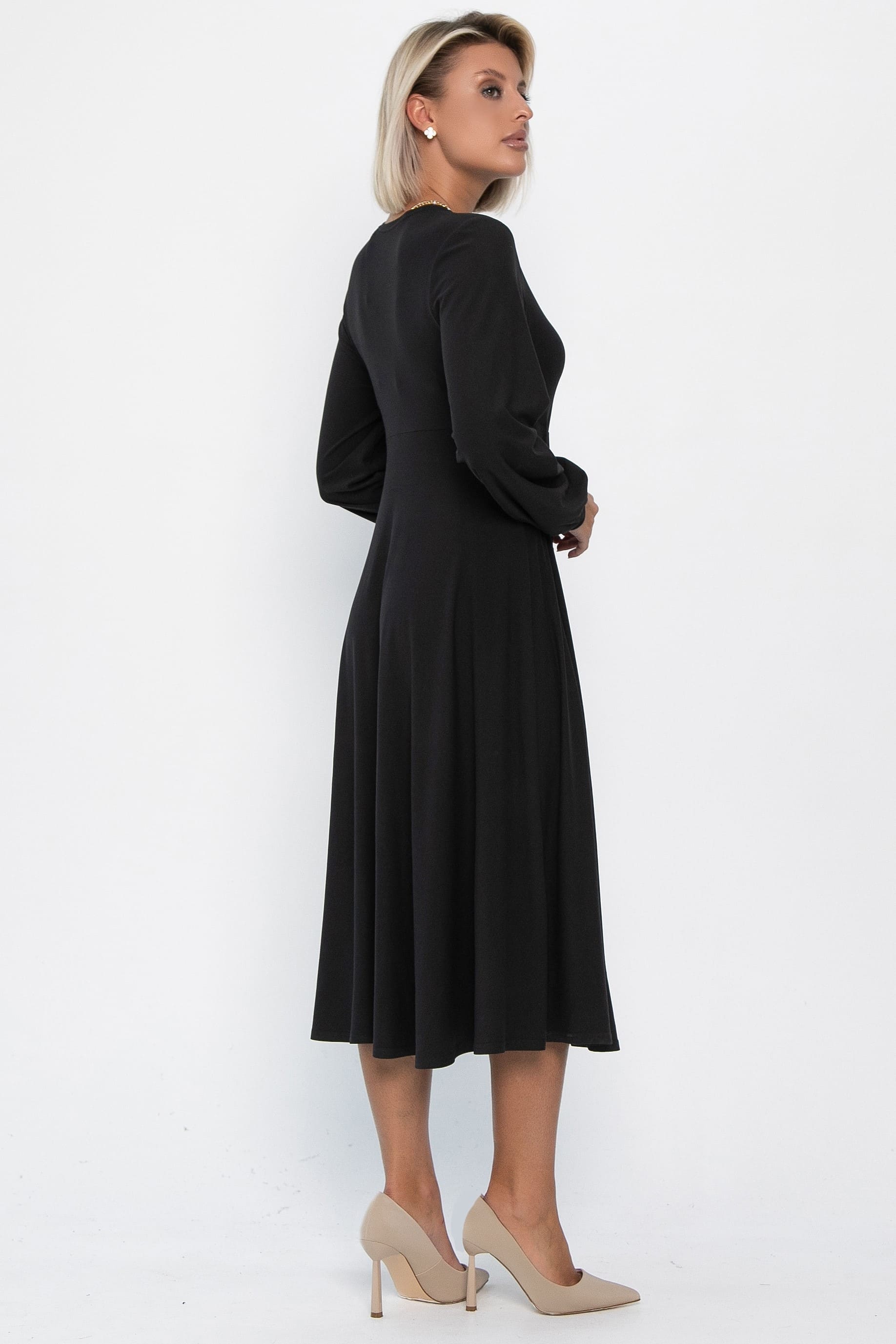 Платье трикотажное Эхо лета (черное) П14366-1М