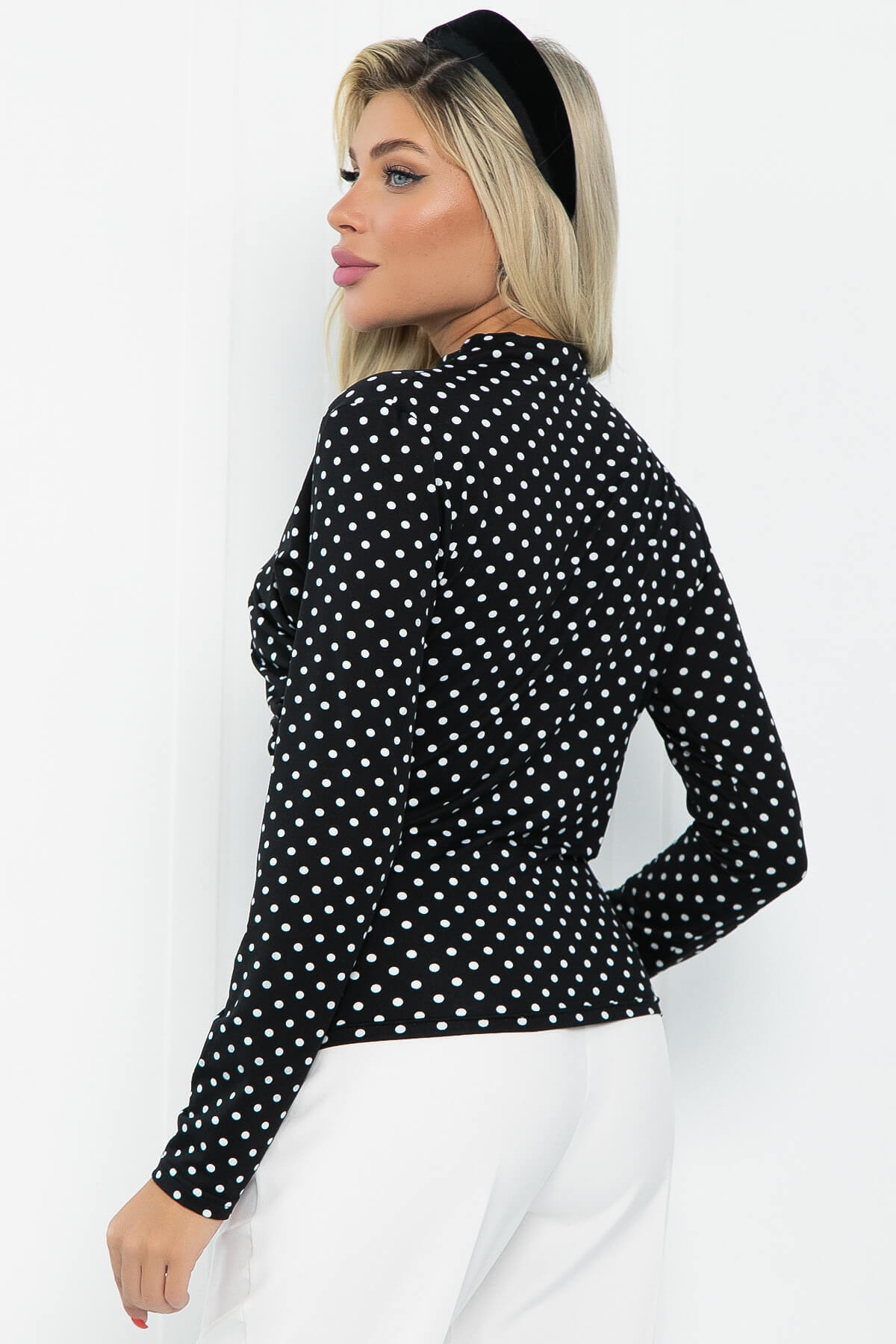 Лонгслив Тайна сердца (черный) Б12924-7М