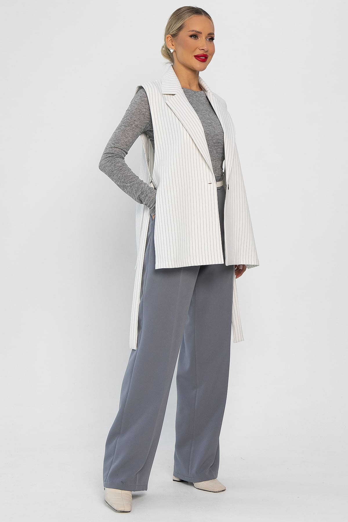 Жилет Рабочий день (белый) Б14212-4М