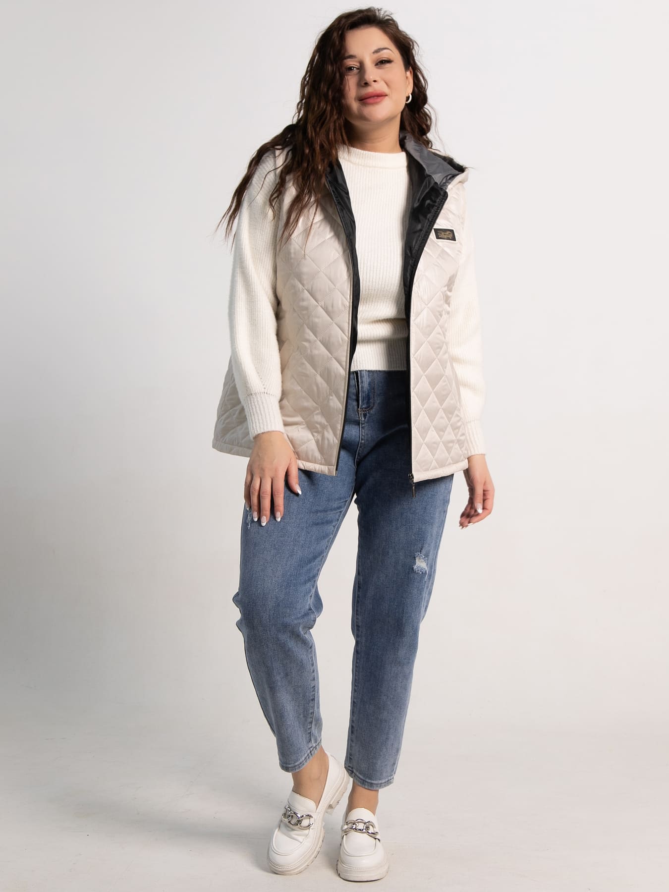 Жилет утепленный Дориана (бежевый) Б15322-18М