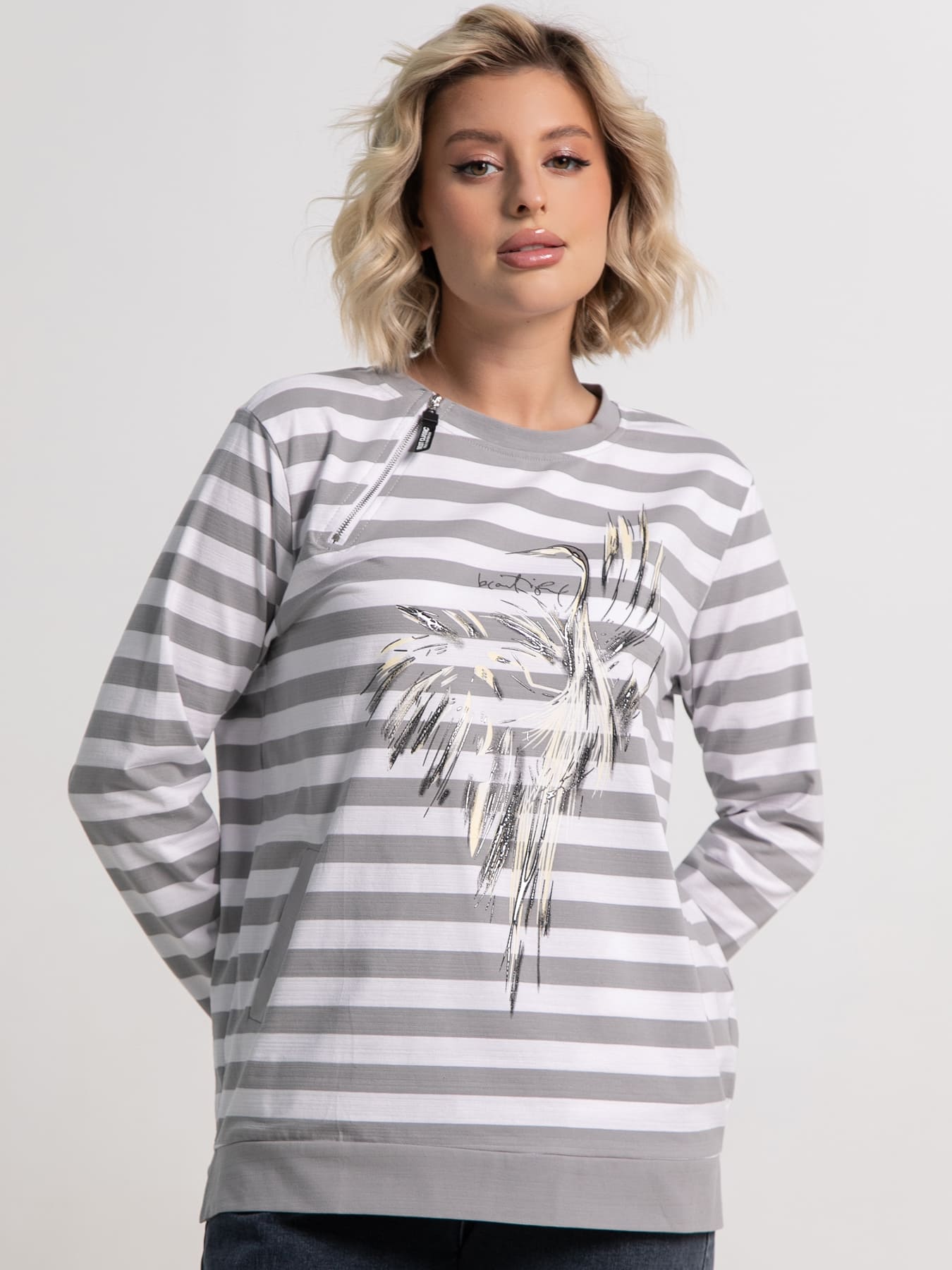 Блуза Журавлиная песня (бело-серая) Б15285-18М