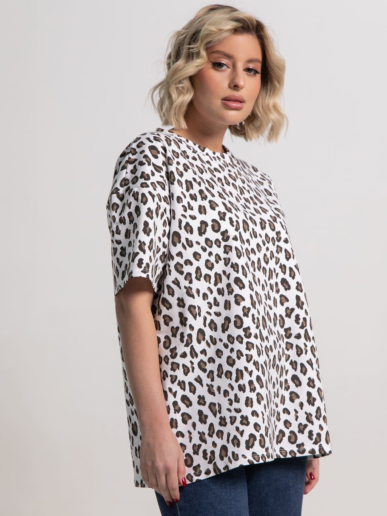 Футболка Ия (белая/лео) Б15237-4М