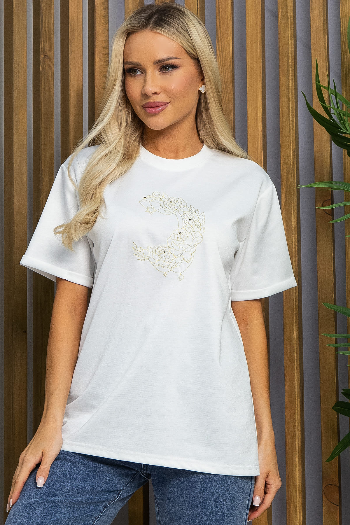 Футболка с вышивкой Эксклюзив (белая) Б12766-11М
