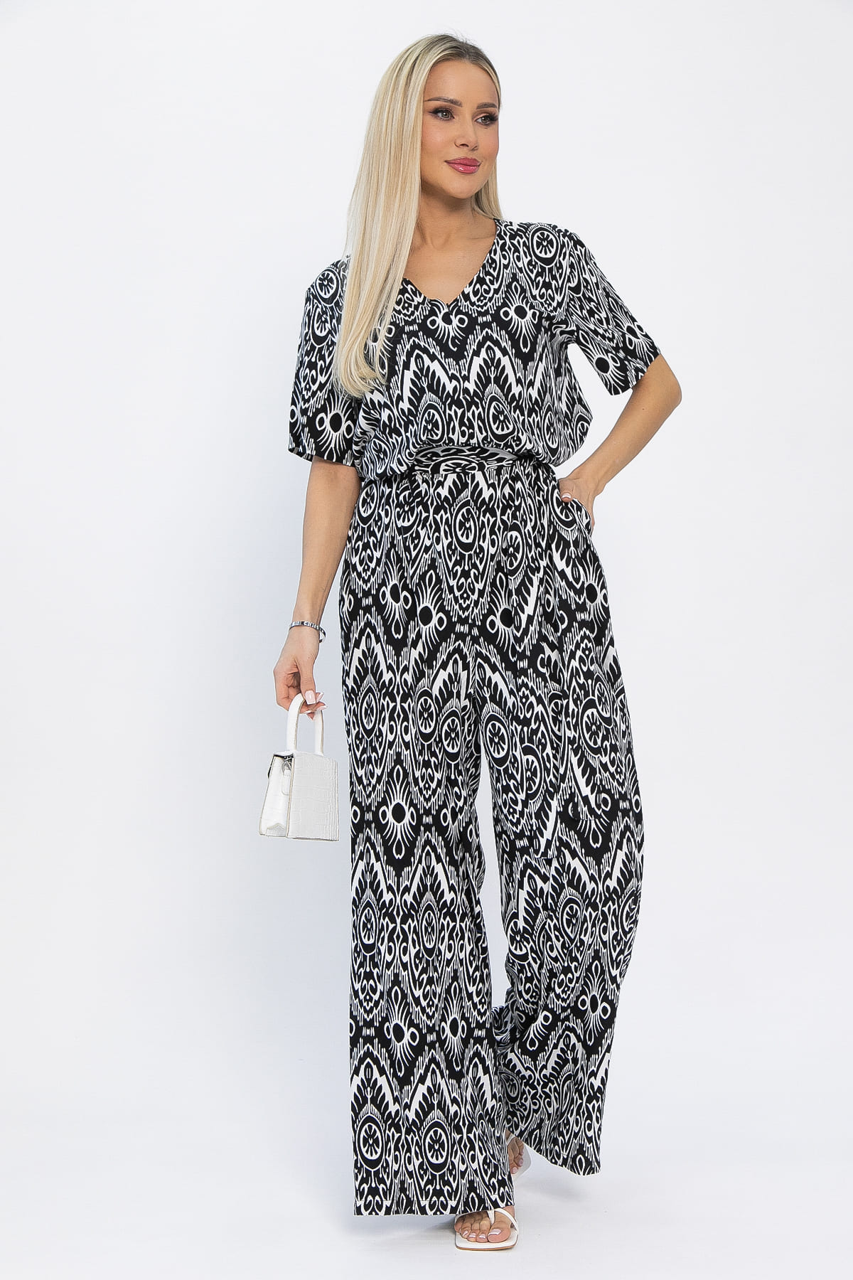 Комбинезон Сайрес (черно-белый) К13615-7М