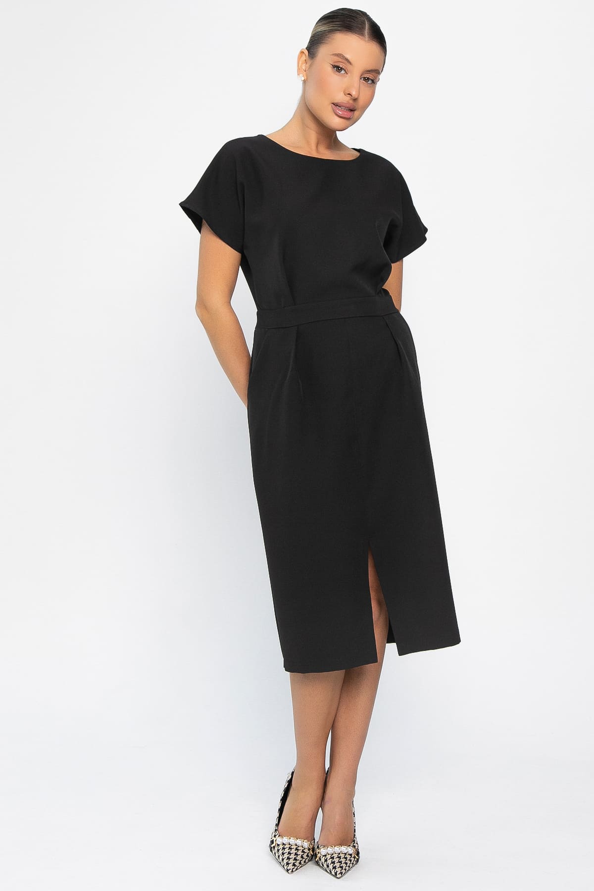 Платье с карманами Утренняя роса (черное) П14371-16М