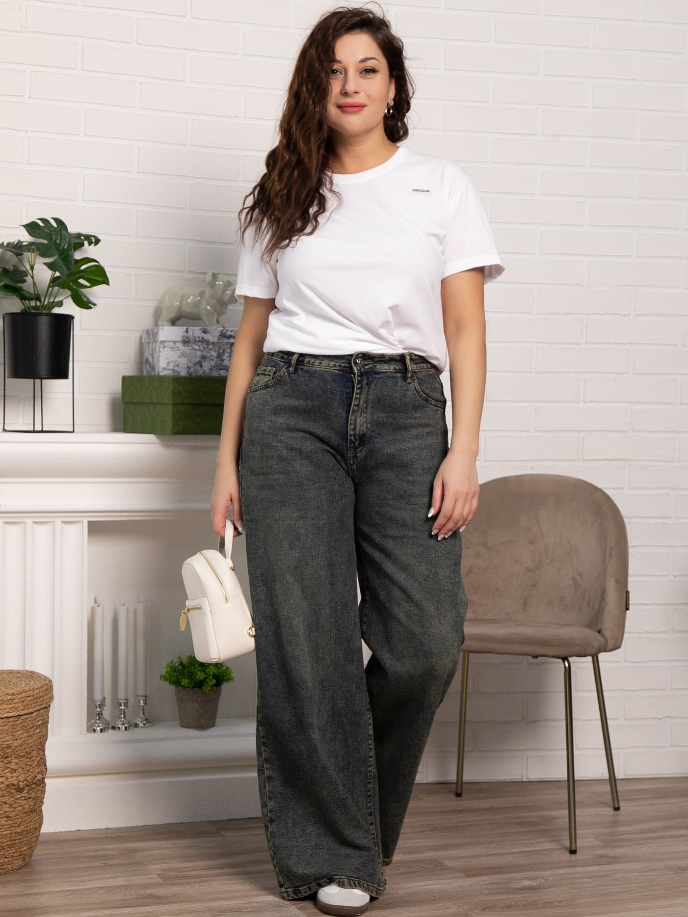 Футболка Блум (белая) Б15295-13М