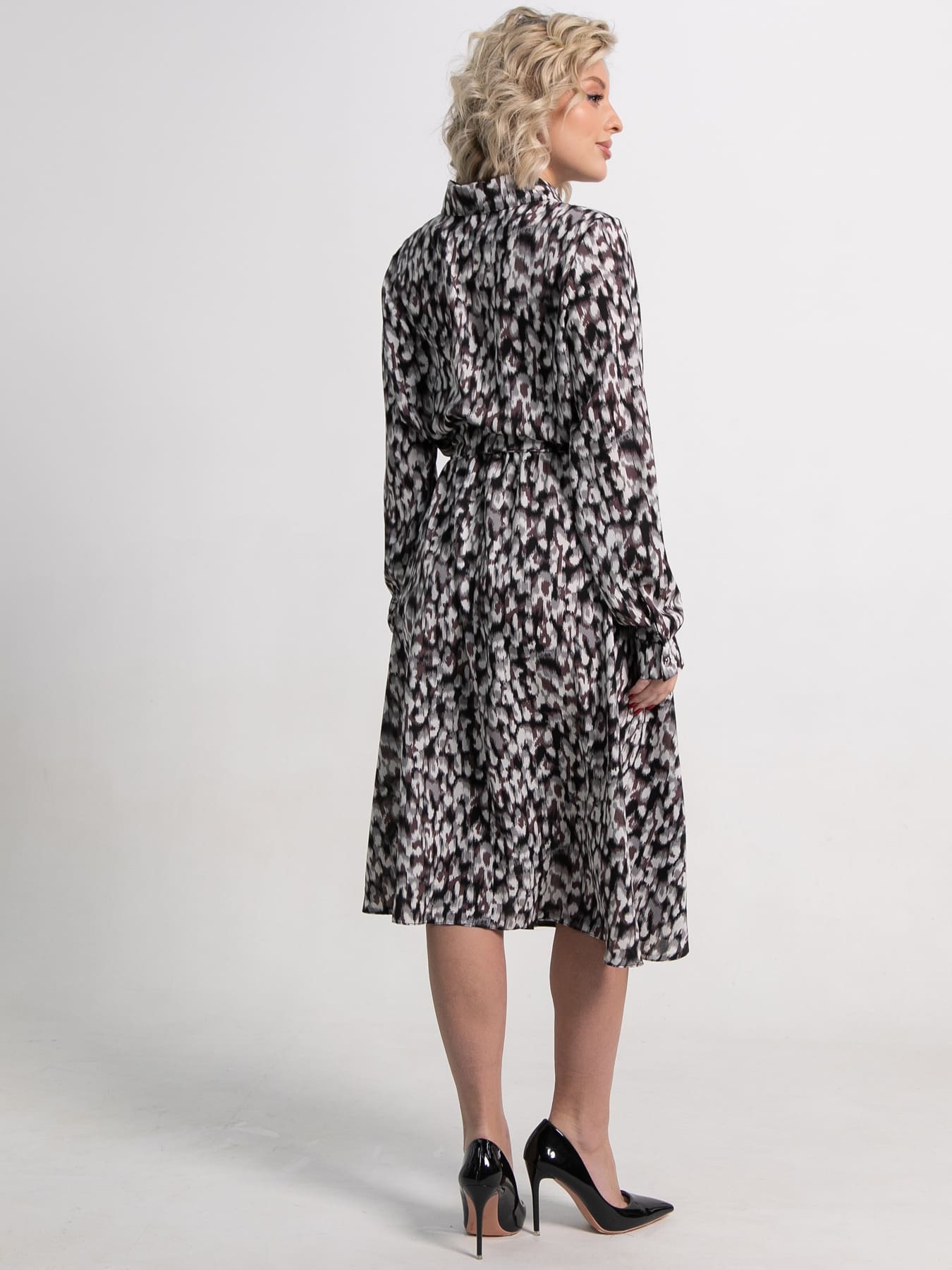 Платье Морена (серо-белое) П15010-45М