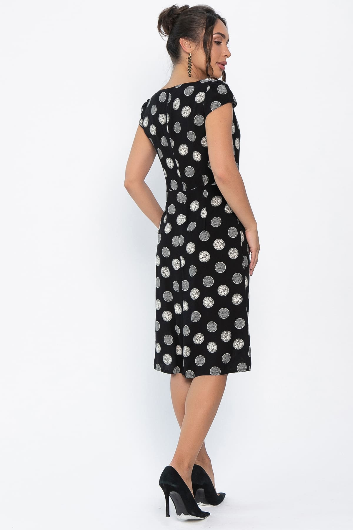 Платье Габриэль (черное/круги) П13953-10М