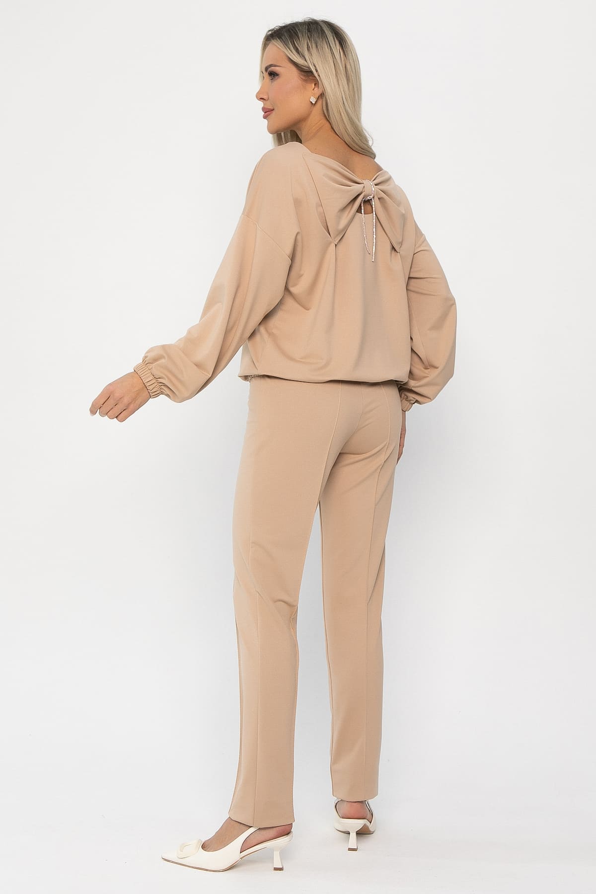 Костюм Она (бежевый) К13720-15М