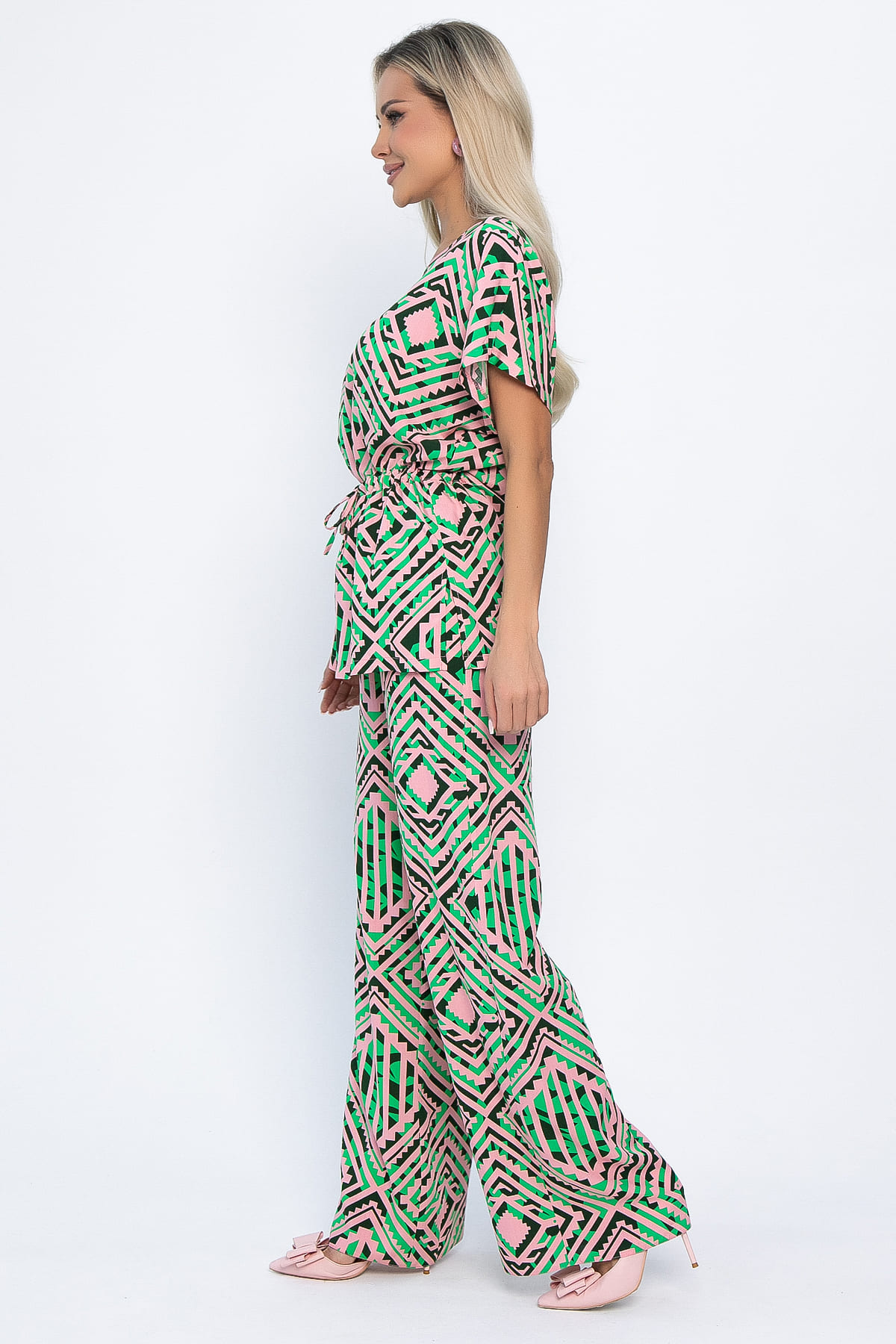 Костюм Аксиома успеха (зелено-розовый) К15337-5М