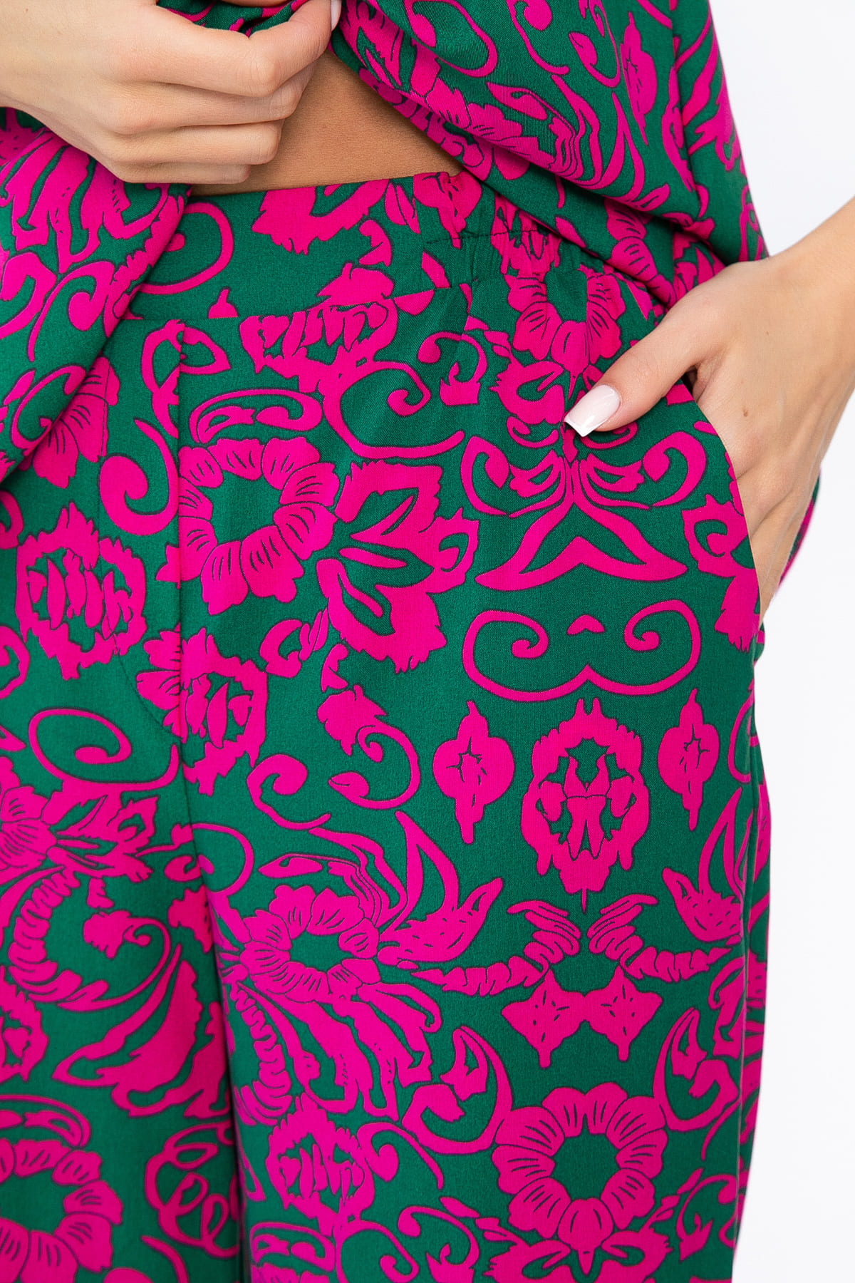 Костюм Стильный акцент (малиново-зеленый) К13906-25М