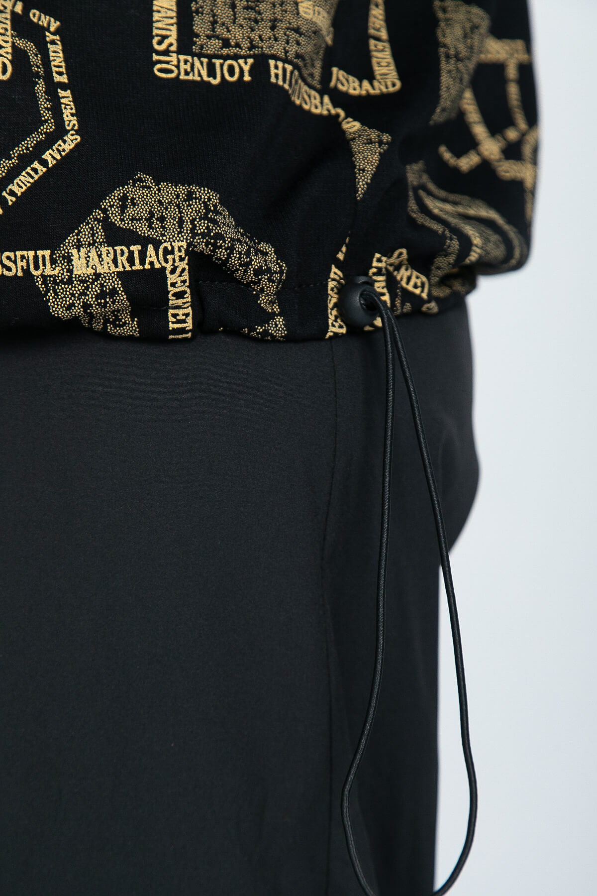 Блузон Ты вдохновение (черно-золотой) Б11879